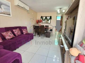 Alquiler de casa comercial en la ensenada