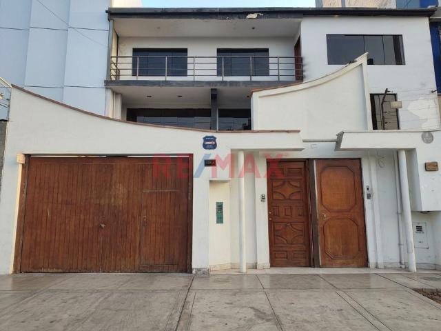 Alquiler De Casa En Corpac, San Isidro | Excelente Ubicación, Zona Residencial Y Segura