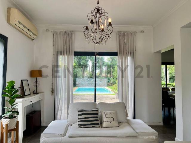 ALQUILER de casa en el Barrio privado El Aromo Loma verde Escobar 6 AMBIENTES 4 DORMITORIOS