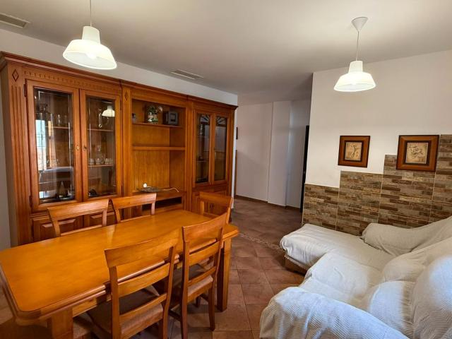 ALQUILER DE CASA EN EL CERRO DEL AGUILA