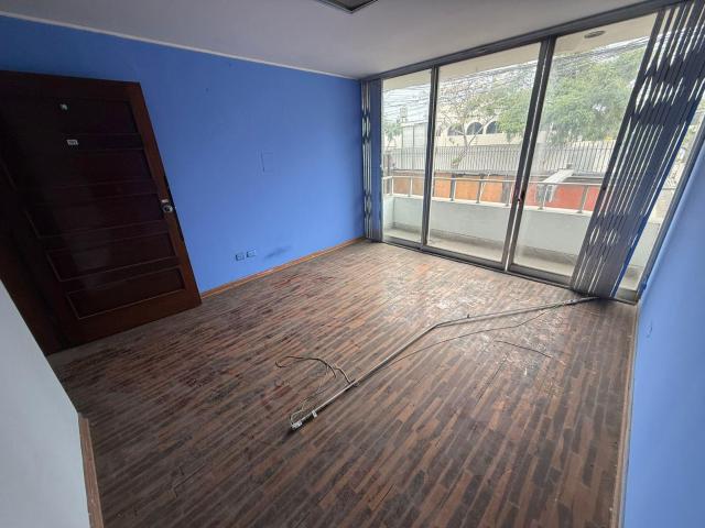 ALQUILER DE CASA EN SAN ISIDRO