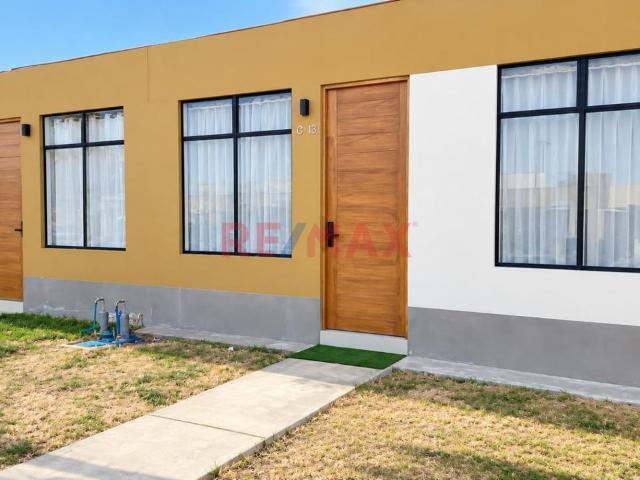 Alquiler De Casa En Urb.Parque De Huacachina Iv Etapa