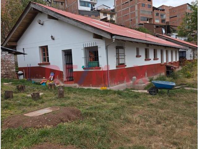 Alquiler De Casa Semiamoblada En Huancaro Santiago