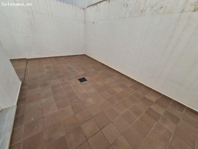ALQUILER DE CASA UNIFAMILIAR EN ZONA EL PORTICHUELO