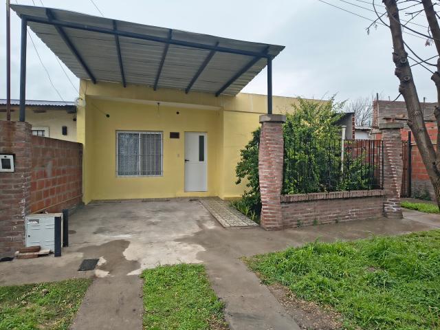 ALQUILER DE CASA 2 DORMITORIOS