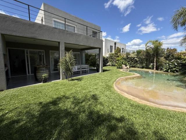Alquiler de casa 3 dormitorios Lagoon Pilar