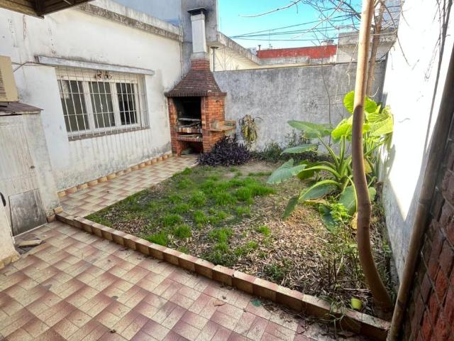 Venta de Casa 4 ambientes en Villa Luro
