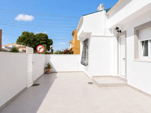 Alquiler de chalet adosado en Avenida de Europa s/n
