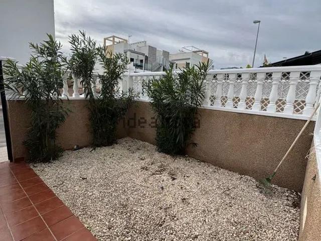 Alquiler de chalet adosado en Calle Almohabenos, 16