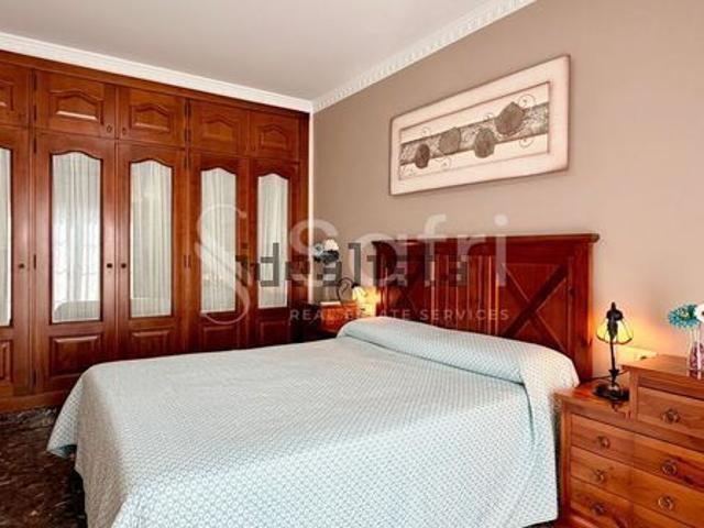 Alquiler de chalet adosado en Calle Alabastro
