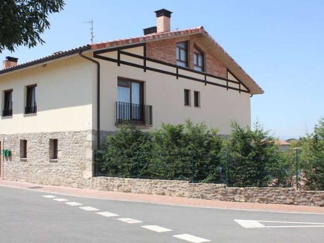 Alquiler de chalet adosado en Calle Gasteizko Mendiak, 8