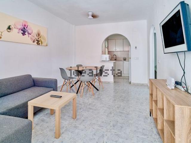 Alquiler de chalet adosado en Calle Guapiles, 3