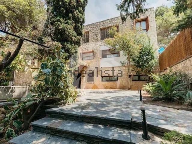 Alquiler de chalet adosado en Caracter Urbanizacion Santa Barbara