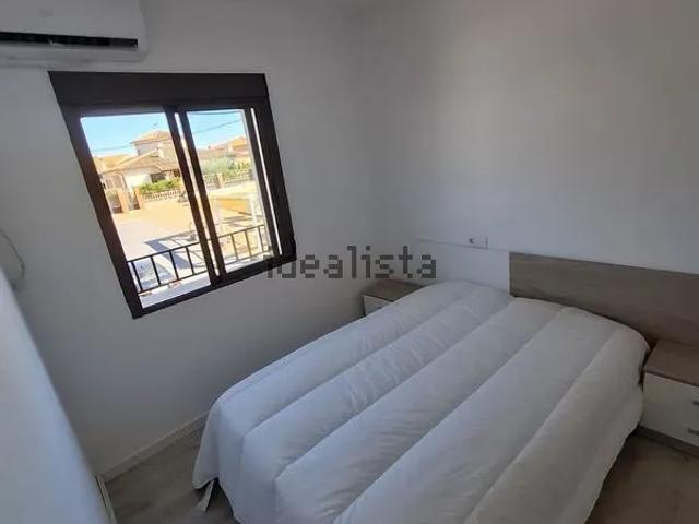 Alquiler de chalet adosado en Corredera Santo Tome