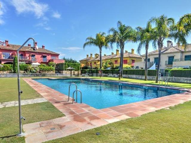 Alquiler de chalet adosado en Sotogrande Costa