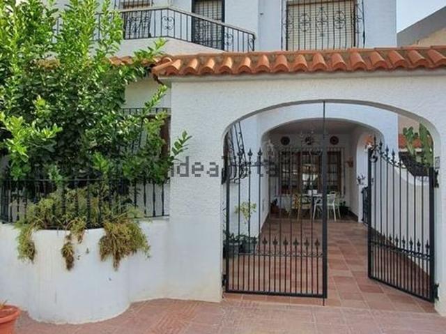 Alquiler de chalet pareado en Avenida de Carlos III