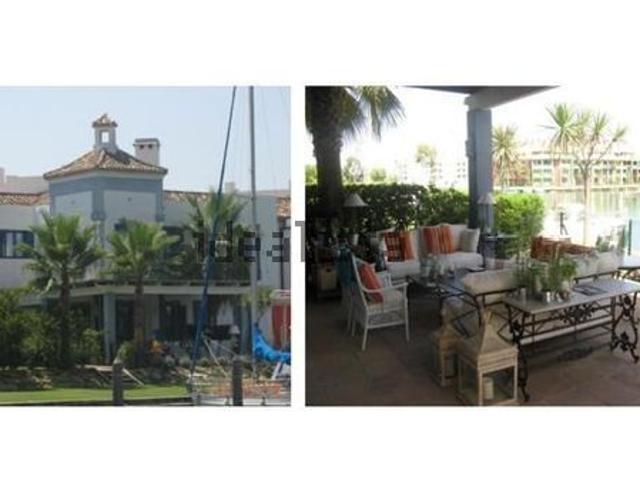 Alquiler de chalet pareado en Avenida de la Marina, 16