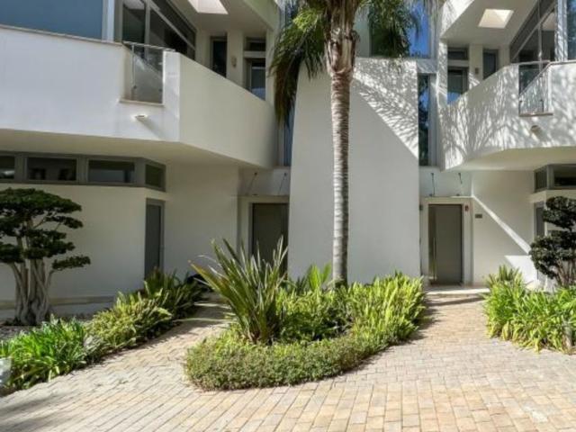 Alquiler de chalet pareado en Calle Verdi