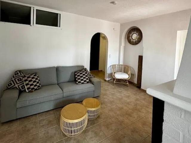 Alquiler de chalet pareado en Calle Vicente Aleixandre, 4