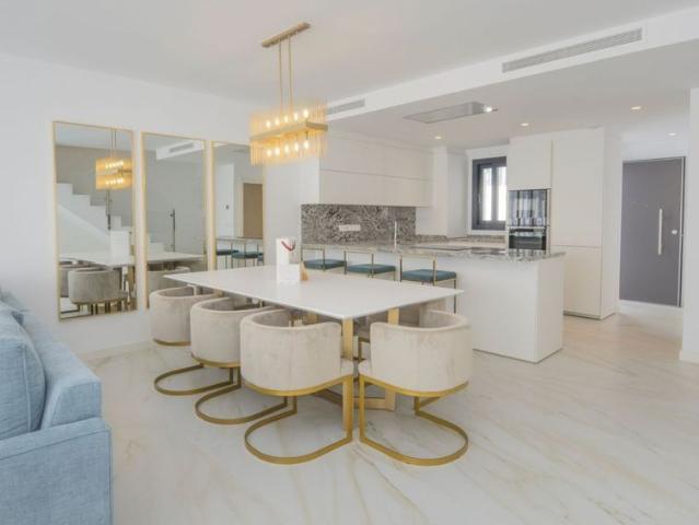 Alquiler de chalet pareado en Calle Casiopea 5f s/n