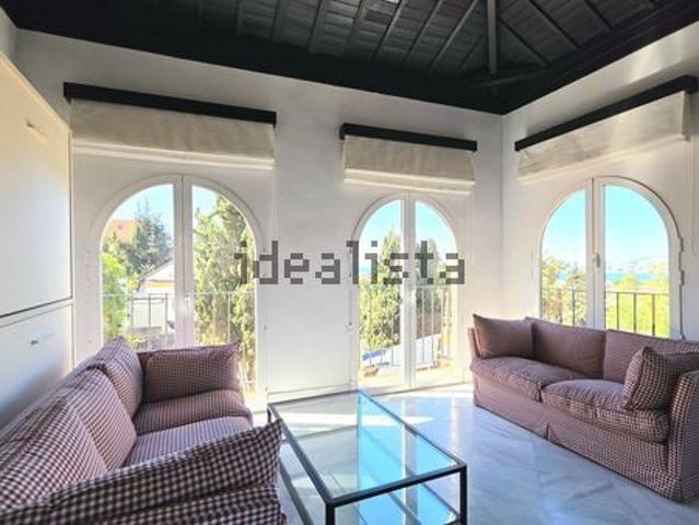 Alquiler de chalet pareado en Calle Damasco
