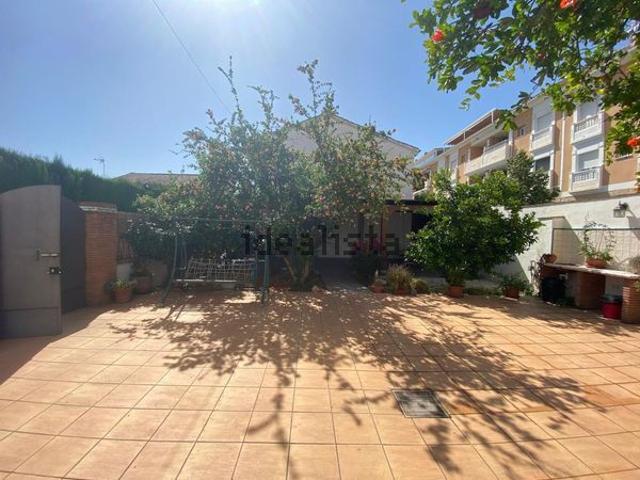 Alquiler de chalet pareado en Calle Eva Yerbabuena