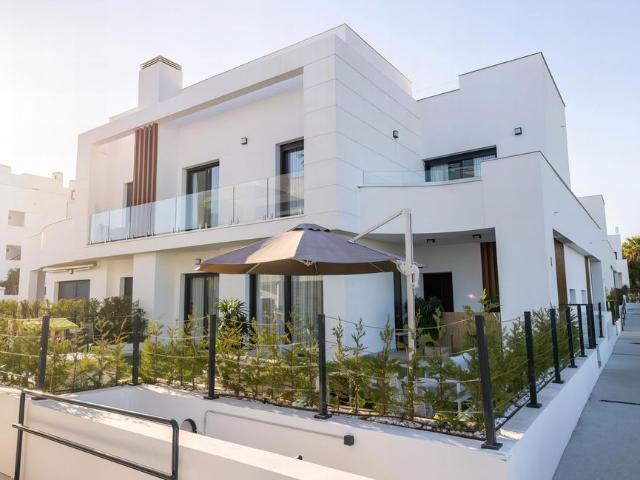 Alquiler de chalet pareado en Calle Miraflores s/n