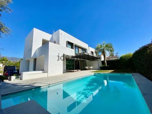 Alquiler de chalet pareado en Calle Sorolla