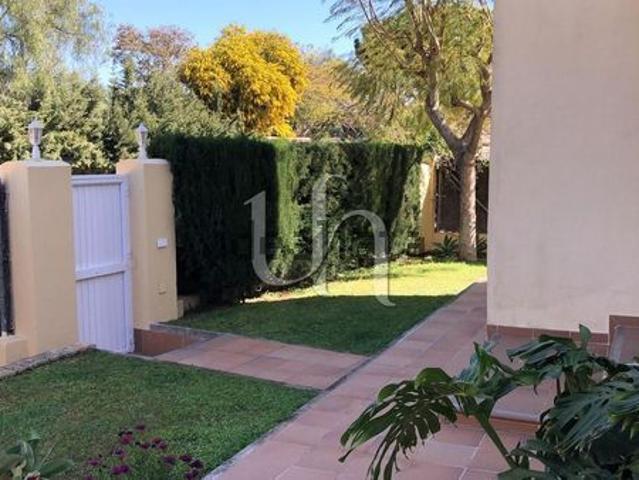 Alquiler de chalet pareado en Cuatro Pinos El Carmen