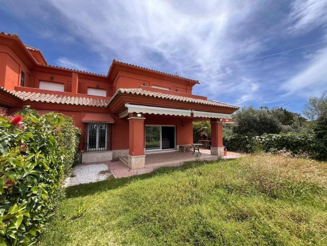 Alquiler de chalet pareado en Lugar Urbanizacion Santa Clara Golf