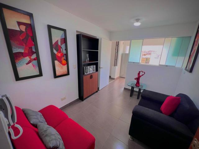 ALQUILER DE DEPA EN AV CAMINOS DEL INCA CDRA 21 SURCO 60m2 2 hab y 2 baños