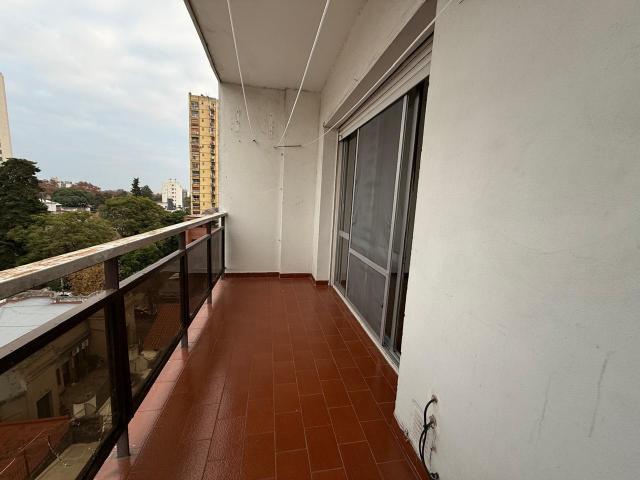 alquiler de Departamento 3 ambientes con cochera ? 85m?