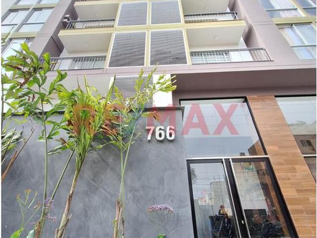 Alquiler De Departamento + Cochera | 62 M² | Breña Límite Con Pueblo Libre