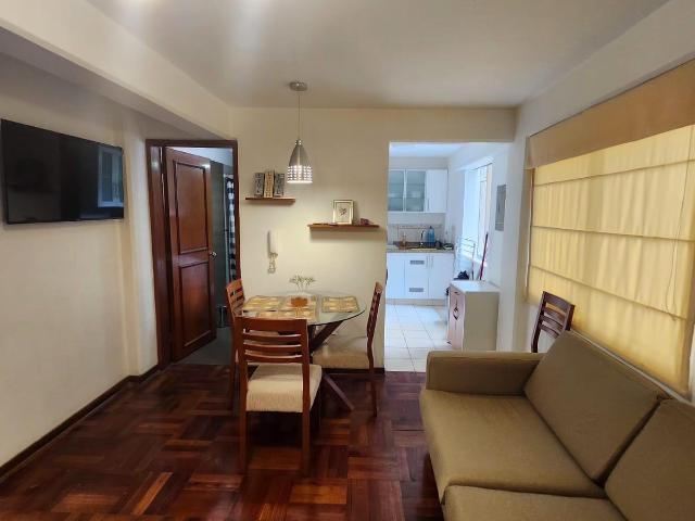 ¡ALQUILER DE DEPARTAMENTO AMOBLADO â SURCO!