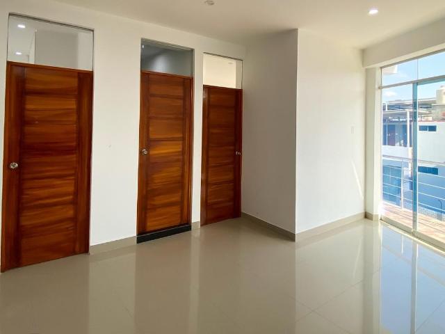 Alquiler de Departamento de Estreno en Miraflores Country Club, PIURA