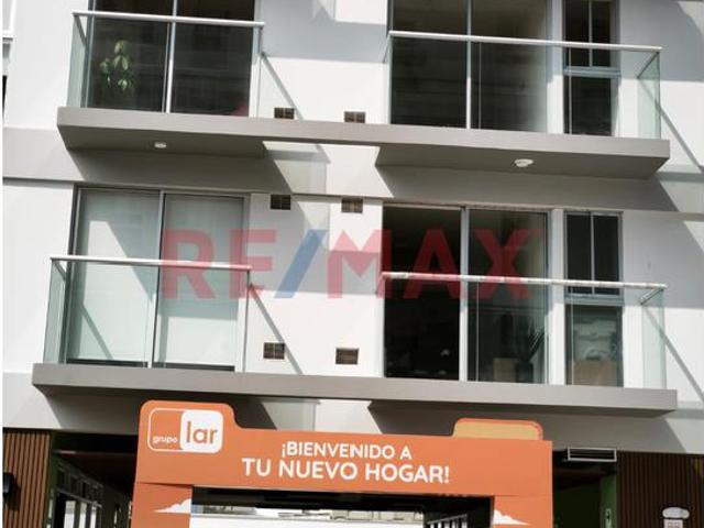 Alquiler De Departamento De Estreno En Surquillo | Cerca Centro Empresarial San Isidro