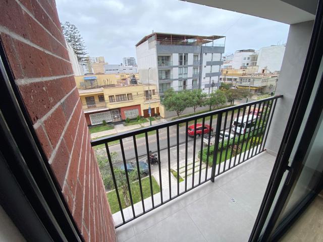Alquiler de Departamento en estreno de 2D 2D con cochera a pasos del WONG DE 2 DE MAYO