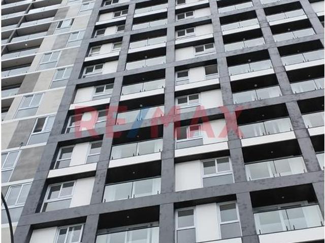 Alquiler De Departamento En Miraflores 8° Piso En Estreno