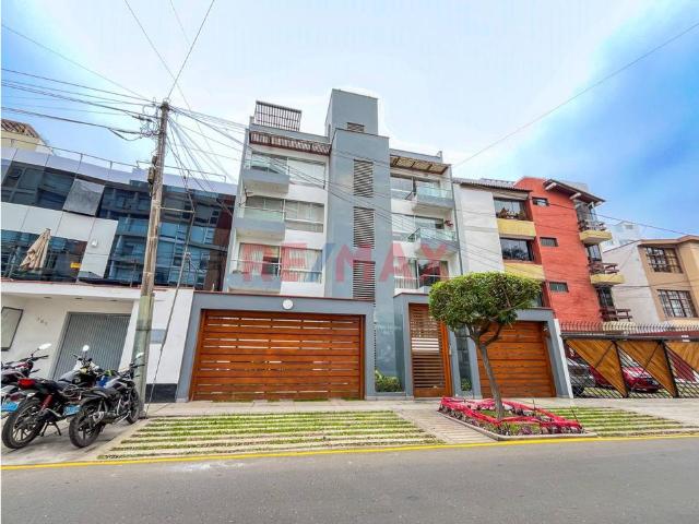 Alquiler De Departamento En San Borja 140M2 Mas 2 Estacionamentos