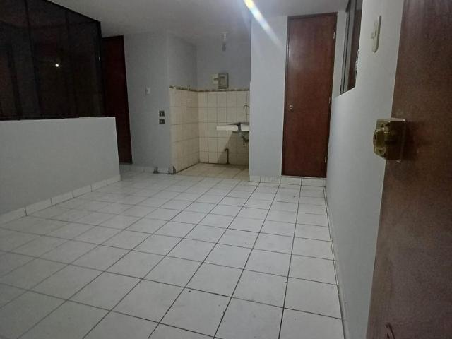 Alquiler De Departamento en Segundo Piso en una excelente ubicación en Comas