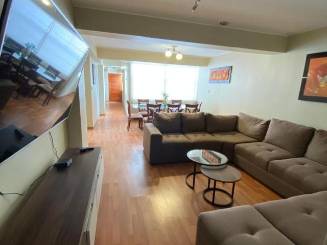 ALQUILER DE DUPLEX CON TERRAZA FRENTE AL PENTAGONITO