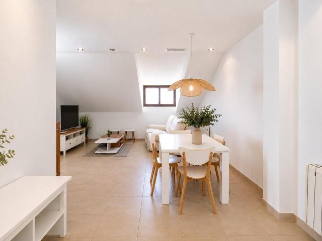 Alquiler de dúplex con 3 habitaciones en L'Eliana