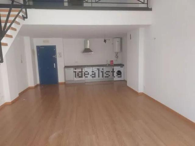 Alquiler de dúplex en Calle de Albasanz, 67