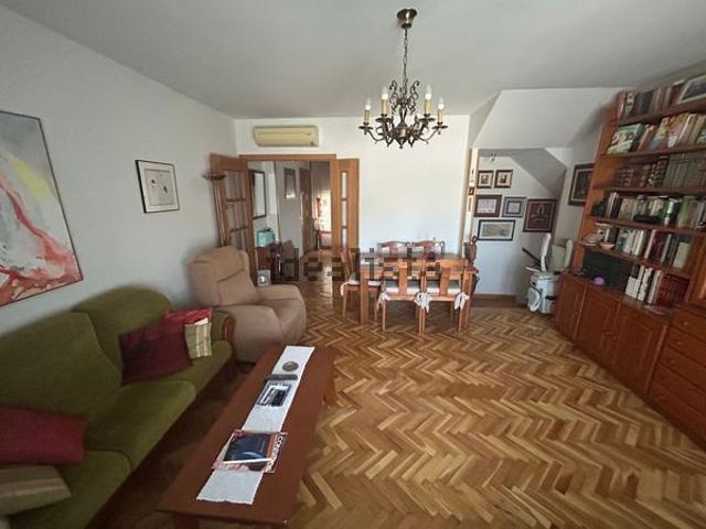 Alquiler de dúplex en Avenida de Roma s/n