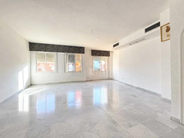Alquiler de dúplex en Bami Pineda