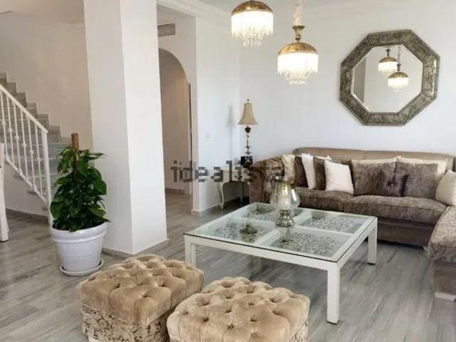 Alquiler de dúplex en Lugar Urbanizacion Guadalmina Baja