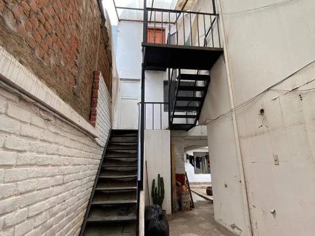 Alquiler de duplex en Magisterio cerca a parques y Av. La Cultura, área total de 254 m2
