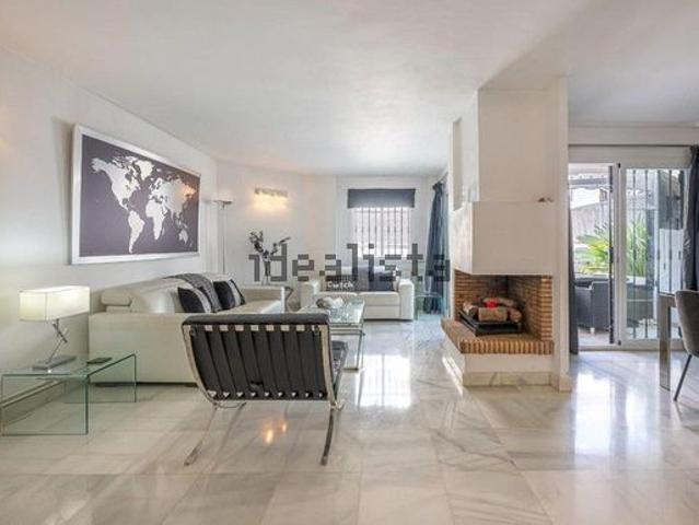 Alquiler de dúplex en Urbanización Los Naranjos de Marbella