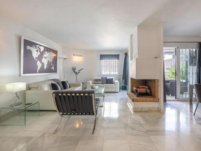 Alquiler de dúplex en Urbanización Los Naranjos de Marbella