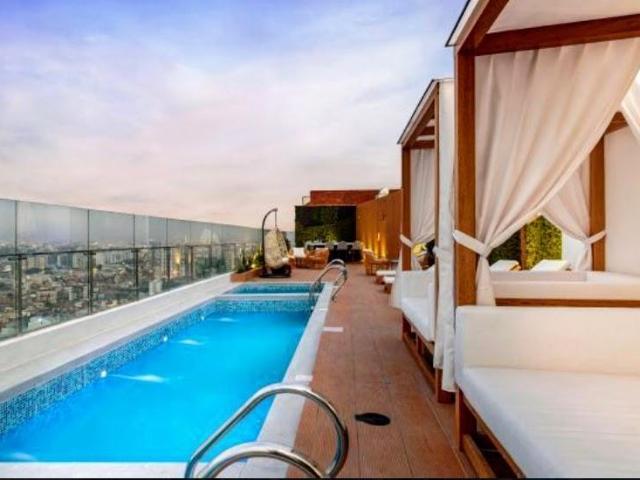 Alquiler de Ensueño: Loft de Lujo con Balcón y Vista al Mar en Estudio 4, Barranco